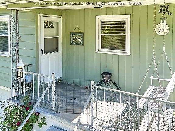 2nd image of 615 Crestlyn Dr