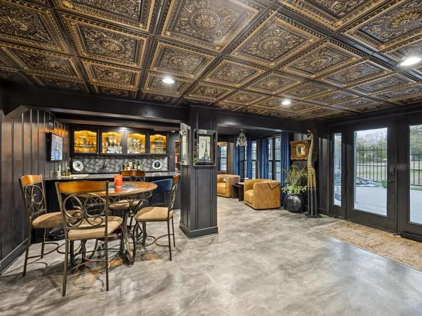 6404 Fm 1948 Rd W, Burton, TX 77835