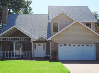 3353 Burninglog Dr, Grapevine, TX 76051