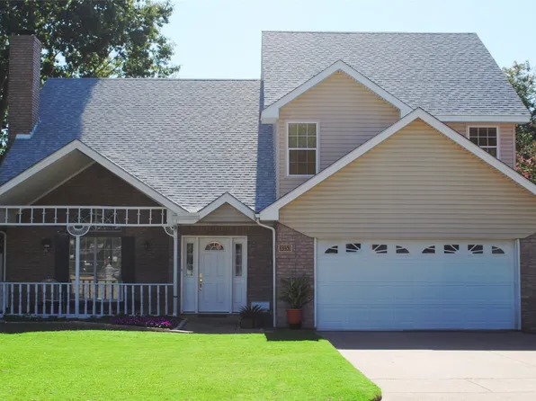 3353 Burninglog Dr, Grapevine, TX 76051