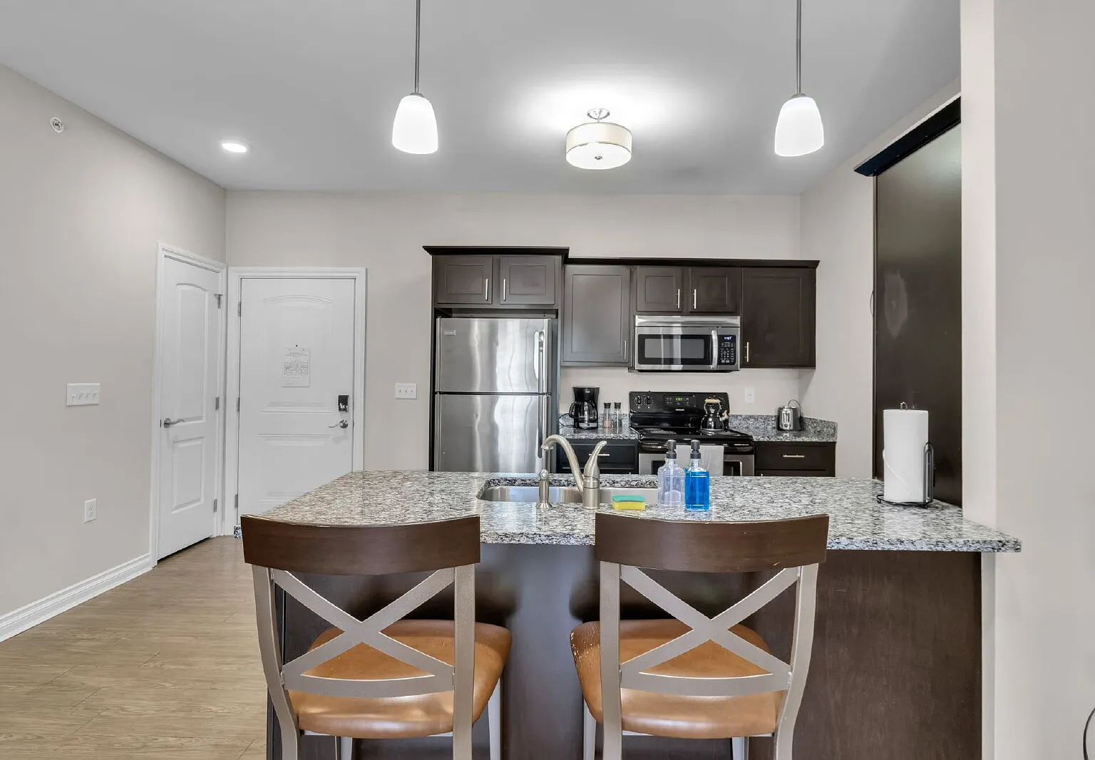 2 bed, 2.0 bath, $3,500 — Photo 4