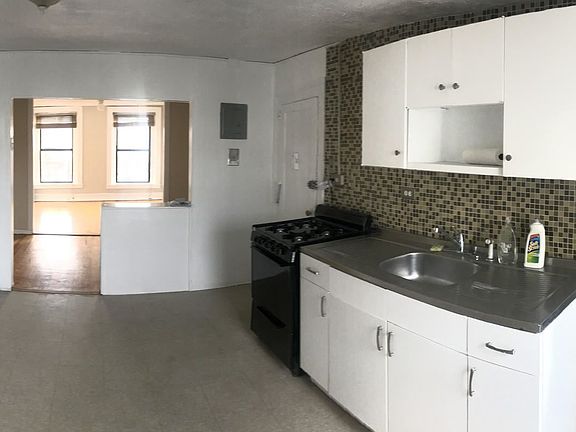 5th image of 33 Woodhull St #3