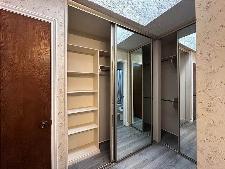 2429 Woodway Dr — Photo 18