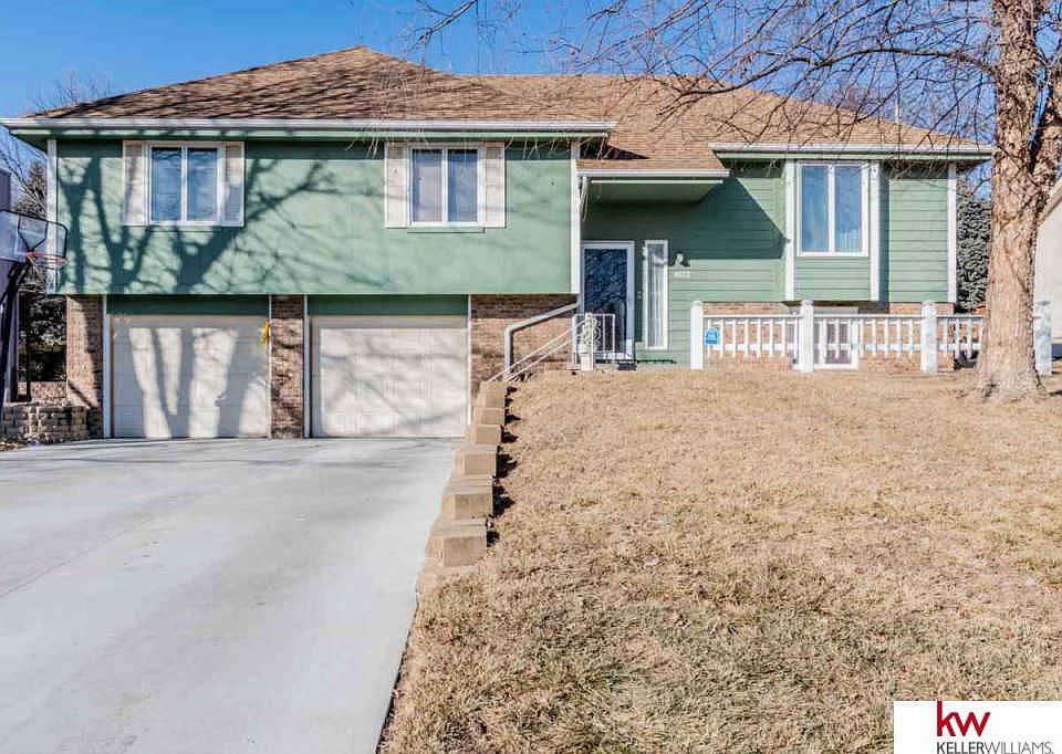 1st image of 4822 Copper Hill Dr