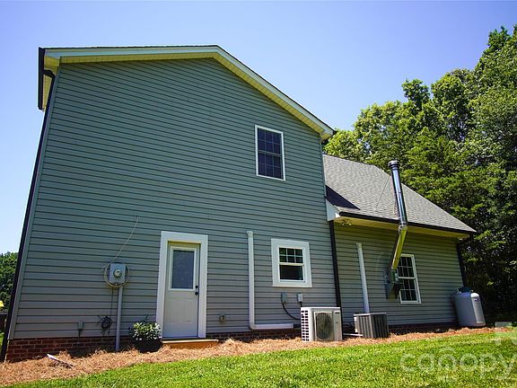 4th image of 740 Old Fallston Rd