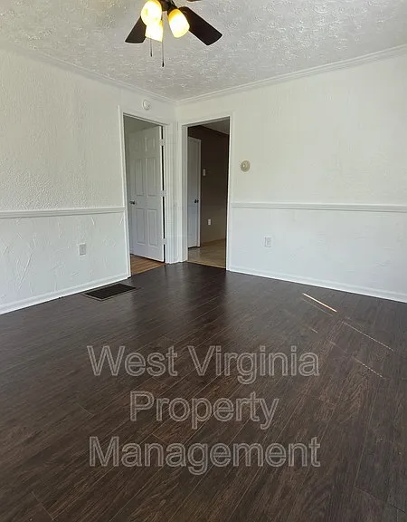 128 Dunn St — Photo 6