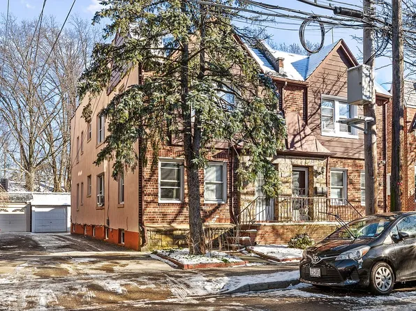 6811 Alderton St, Rego Park, NY 11374