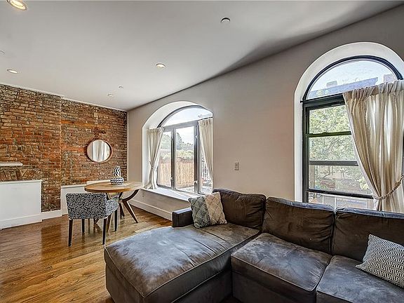 5th image of 355 Halsey St #3