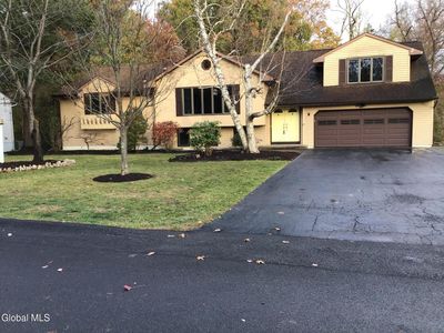 9 Laurel Drive, Loudonville, NY, 12211