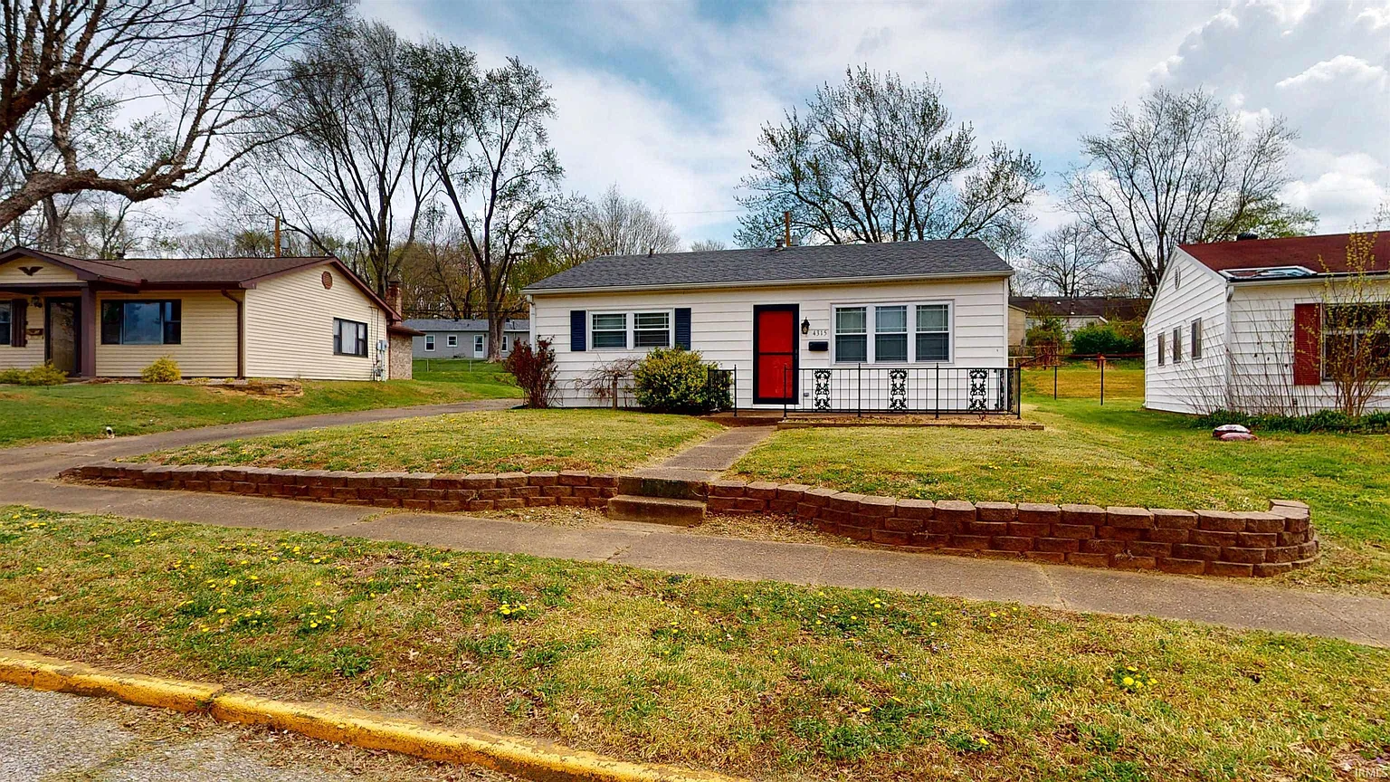 4315 Chadwick Rd photo 1