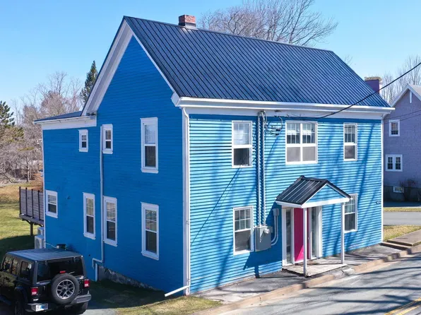 484 Main St, Liverpool, NS B0T 1P0