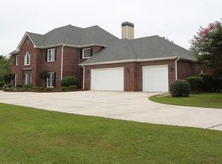 2200 Rockberry Ct, Loganville, GA 30052