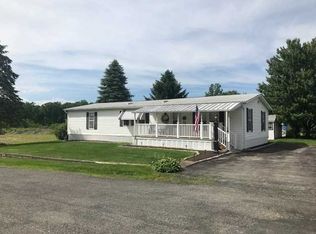 16 Apple Ln, New Paltz, NY 12561