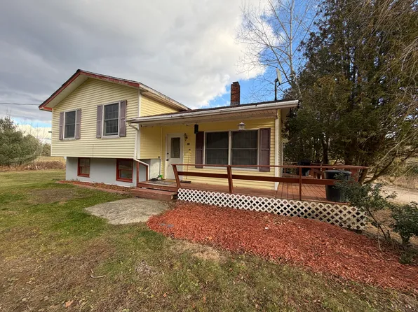 852 River Road, Dresden, ME 04342