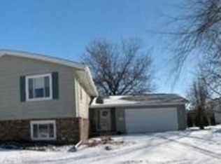 122 Cheltenham Dr, Normal, IL 61761