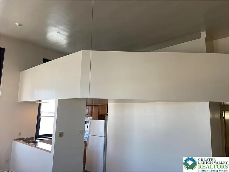 1236 Washington St #305 — Photo 5