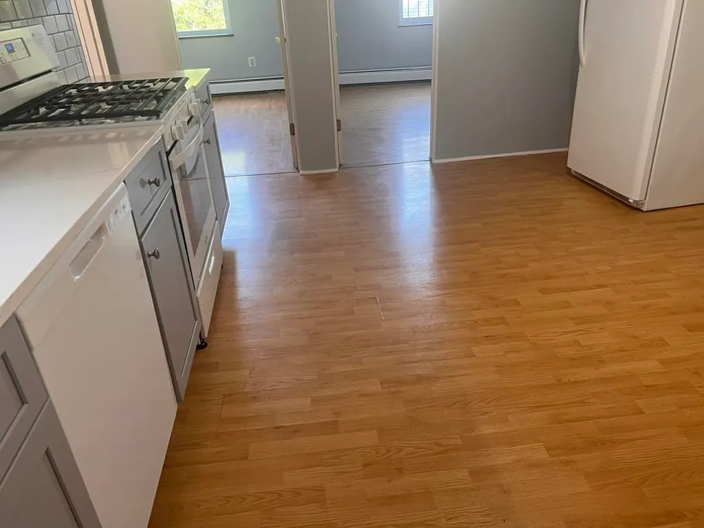 2 bed, 1.0 bath, 750 sqft, $1,700 — Photo 3