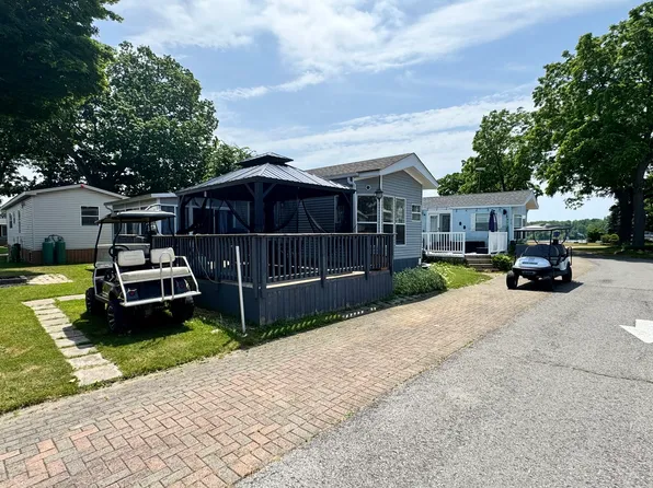 490 Empire Rd #Qvv024, Pt Colborne, ON L0S 1R0