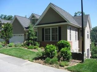 125 Trumpet Ln, Asheville, NC 28803