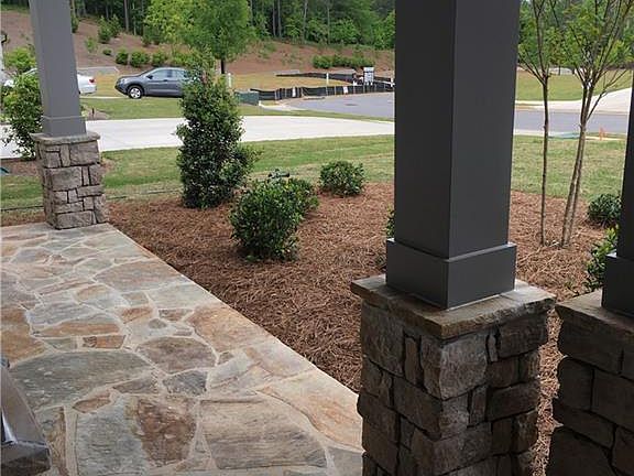 4th image of 132 Mountainside Dr