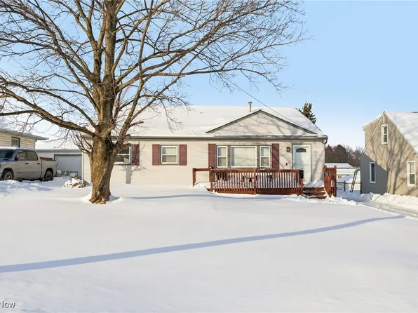 611 W Wilson St, Struthers, OH 44471
