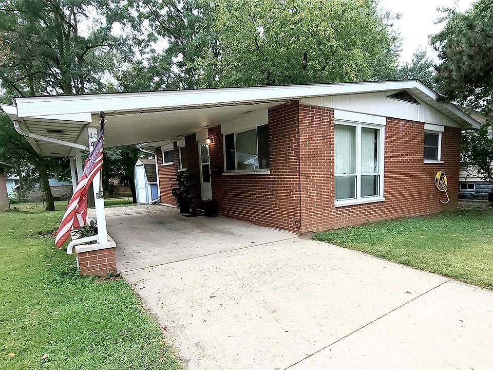 1st image of 40 W Jennings Ave