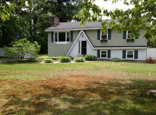 925 Bodwell Rd, Manchester, NH 03109