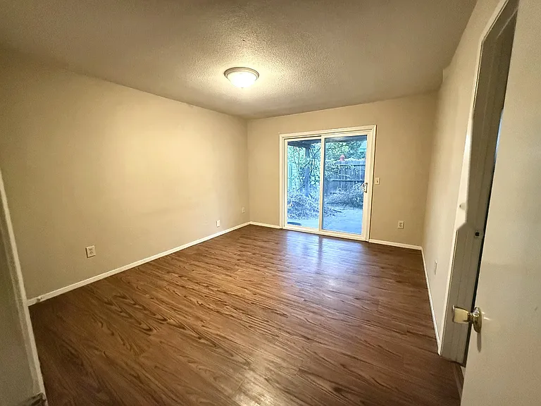 8917 Glen Alder Way — Photo 5