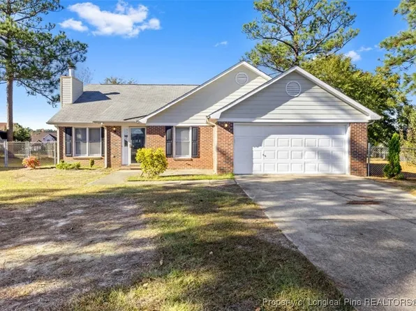 102 Ryans Cir, Spring Lake, NC 28390