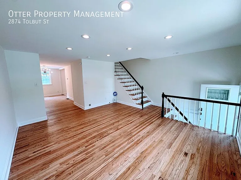 2874 Tolbut St — Photo 9