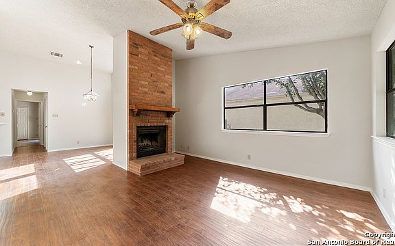 4th image of 13003 Brook Garden Ln