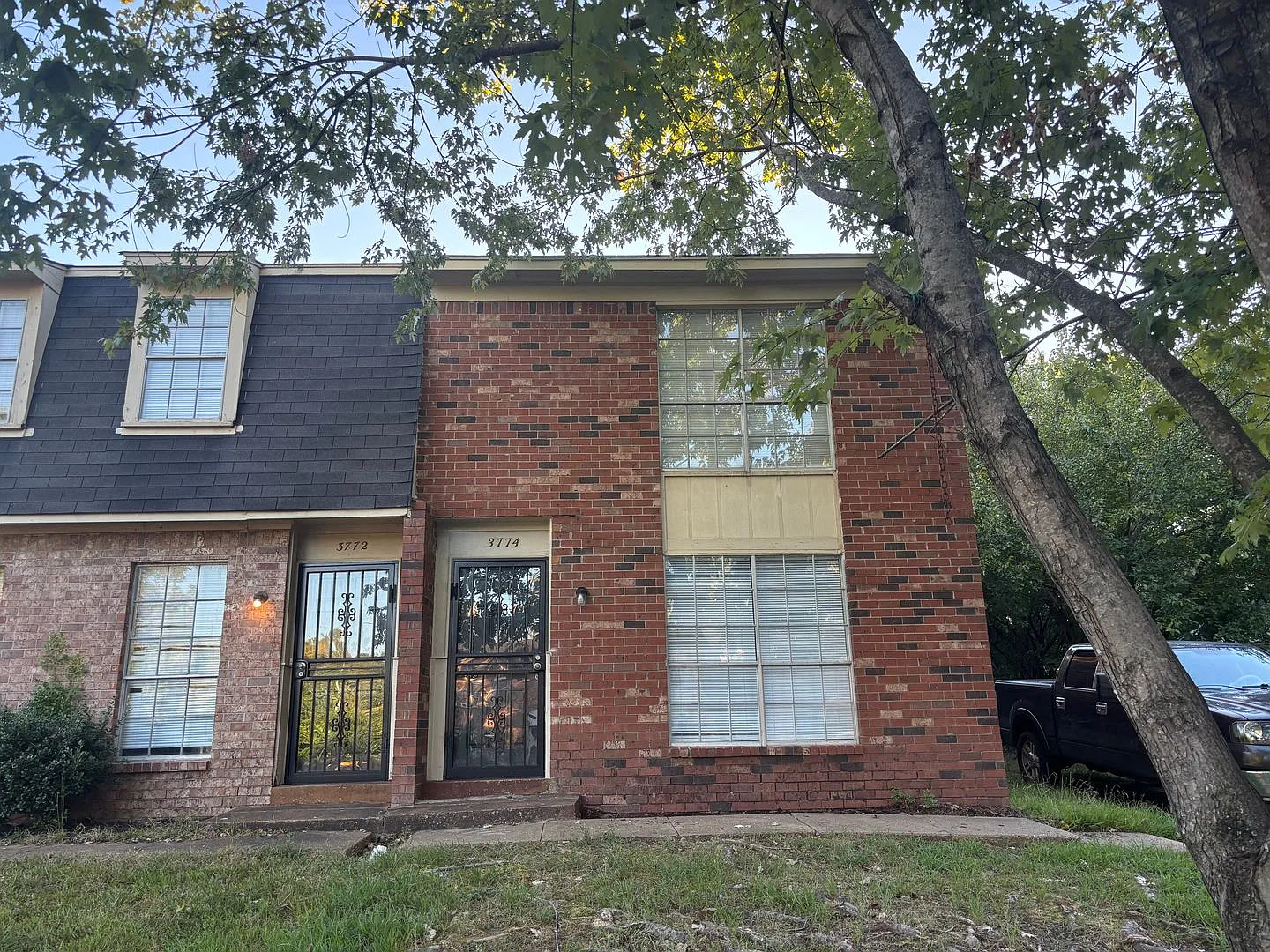 Welcome to 3774 Hyacinth Dr! — Photo 2