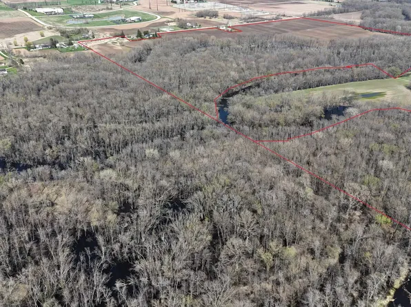 Spurr Rd, New London, WI 54961