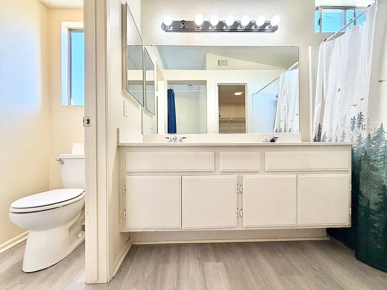 541 Ocean Ave — Photo 21