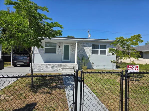 6421 Allen St, Hollywood, FL 33024