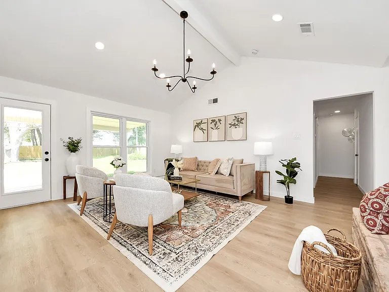 5946 Willowbend Blvd — Photo 8