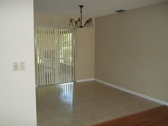 2nd image of 4470 Westview Ln