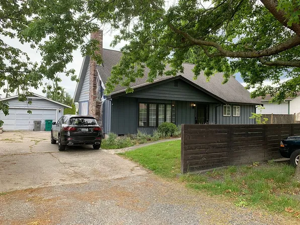 10025 23rd Dr SE, Everett, WA 98208