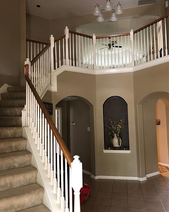 1st image of 196 Whitehall Ln