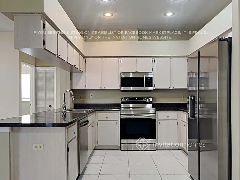 9421 Larkbunting Dr — Photo 5
