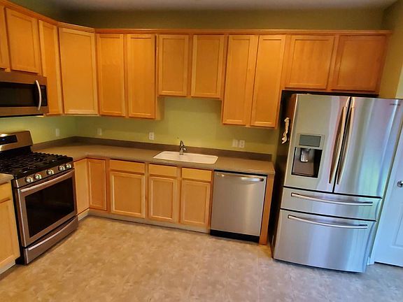 4th image of 8 Bainbridge Pl Unit 803