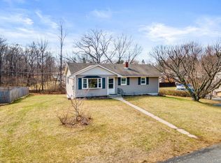 48 Loch Lomond Ln, Middletown, NY 10941