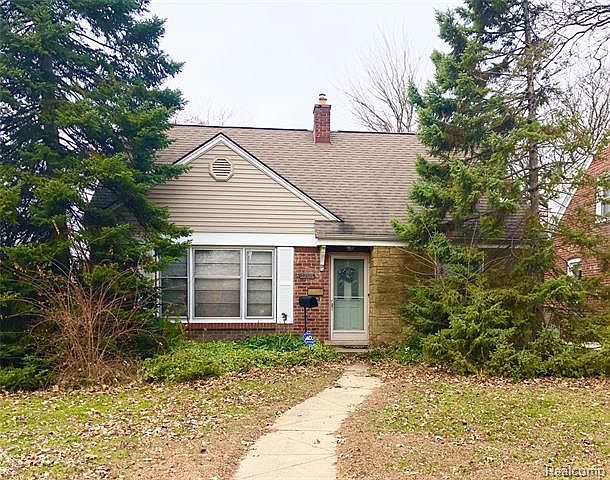 1st image of 1701 Kingsbury Ave