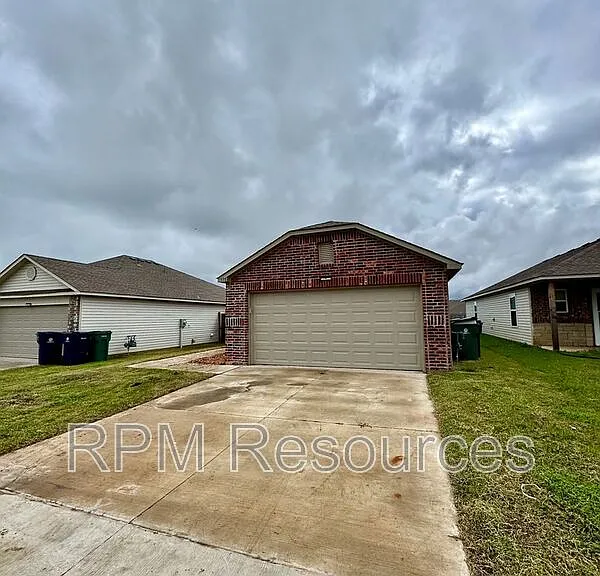 11728 Jude Way — Photo 3