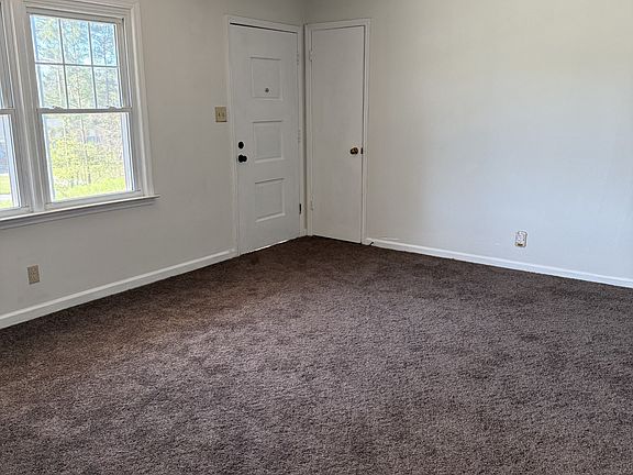 5th image of 4068 Stephens Pl