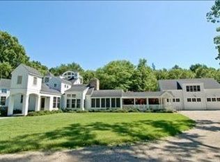 16472 Basswood Rd, Three Oaks, MI 49128