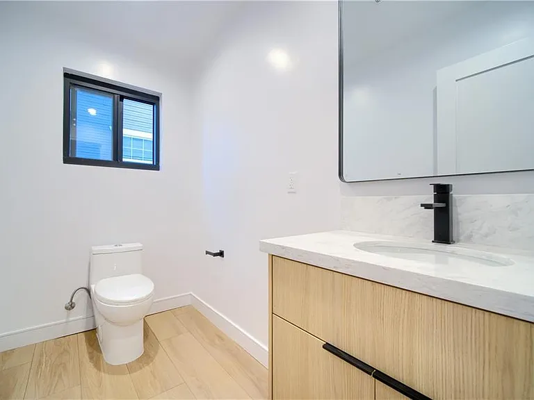 616 N Mariposa Ave — Photo 18