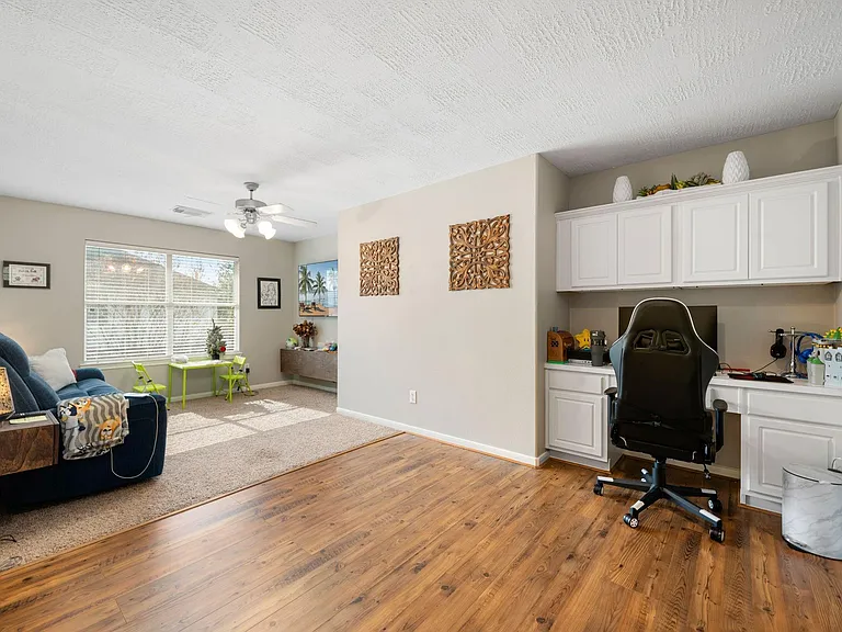 24647 Hampton Lakes Dr — Photo 25