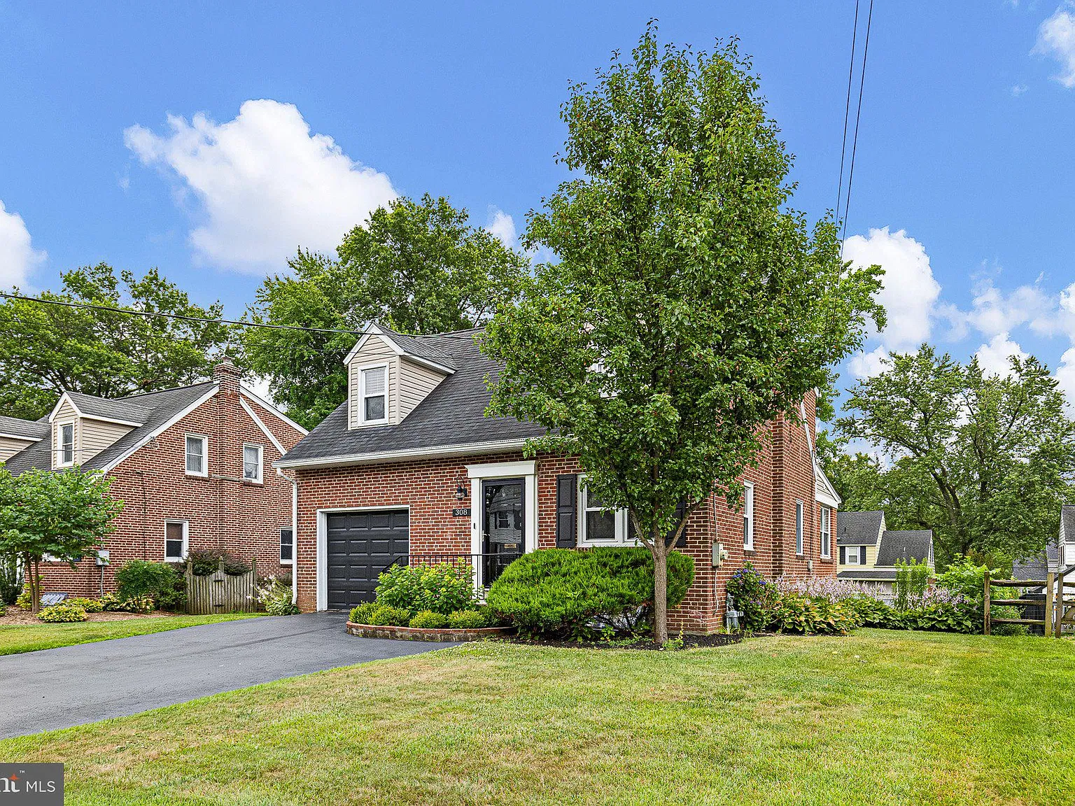 3 bed, 2.5 bath, 1683 sqft, $3,000 — Photo 3