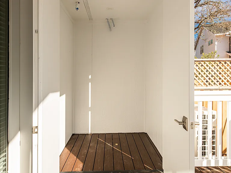 6737 Sebastopol Ave — Photo 10